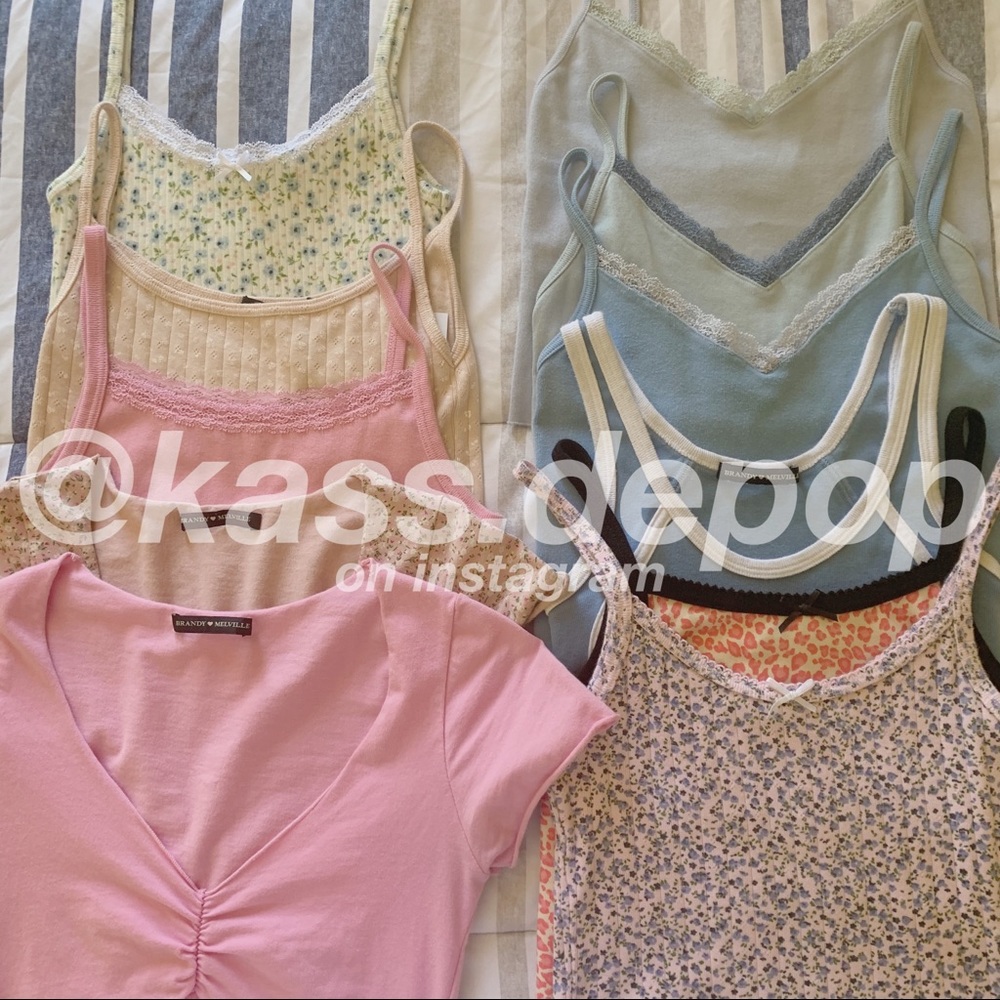 BRANDY MELVILLE RARE MYSTERY BOX